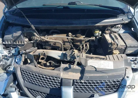 2004 Dodge Grand Caravan Sxt from USA, damaged, VIN 2D8GP44L44R602595